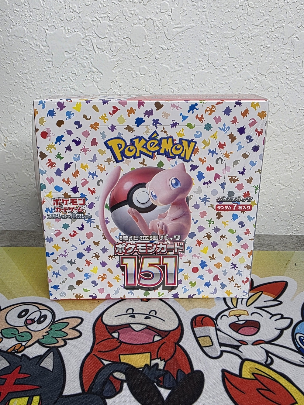 151 Collector Box - Pink Mew